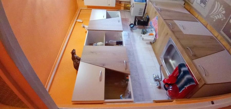 Apartament cu 2 camere decomandat în Vasile Aaron