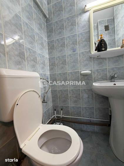 Apartament cu 3 camere decomandat, mobilat în Piața Unirii