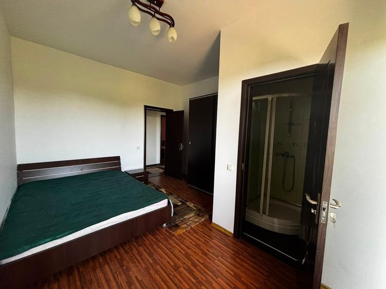 Casă cu 10 camere cu Piscina în Palanca