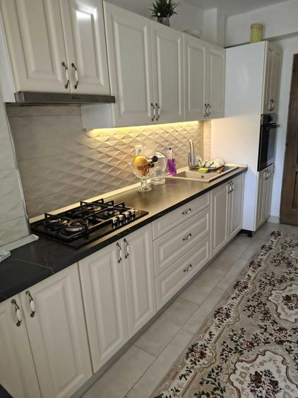 Apartament cu 3 camere decomandat în Calonda
