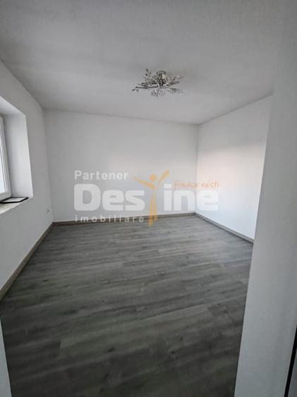 Casă individuală cu 3 camere cu Teren 1800 Mp în Brodoc