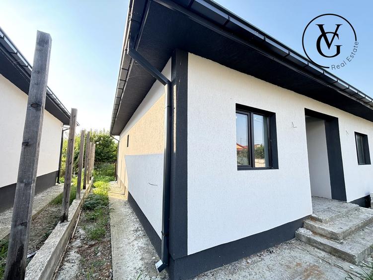 Casă individuală cu 4 camere cu Teren 269 Mp în Năvodari