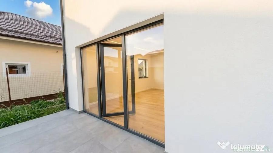Casă cu 5 camere cu Teren 420 Mp în Central