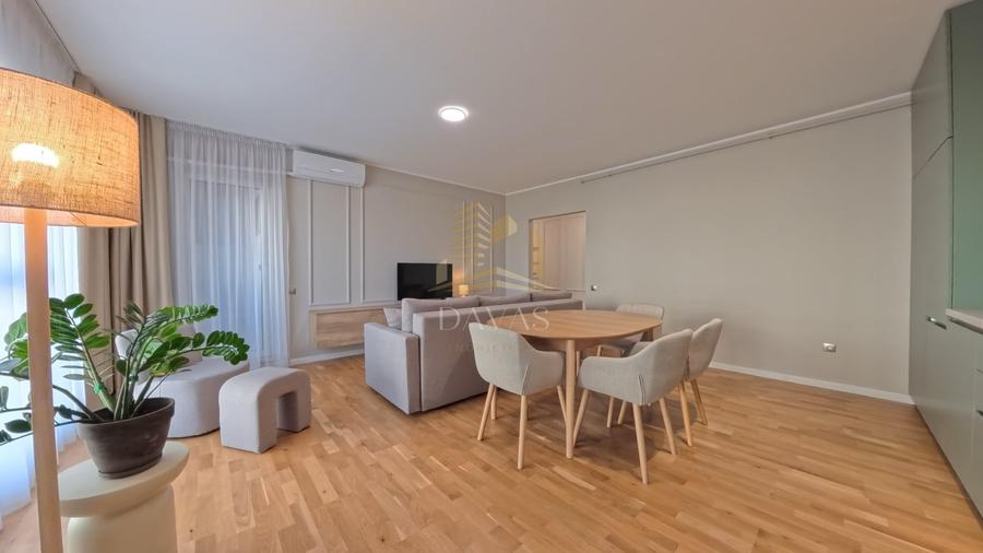 Apartament cu 2 camere semidecomandat, mobilat în Mărăști