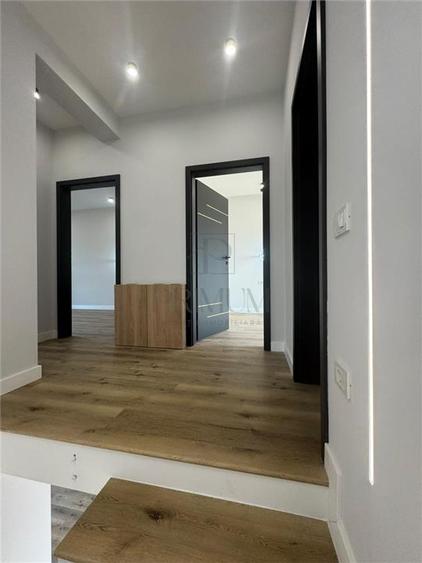 Duplex cu 4 camere cu Canalizare în Moșnița Nouă