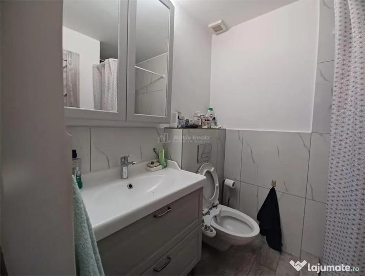 Garsonieră decomandată în Vitan