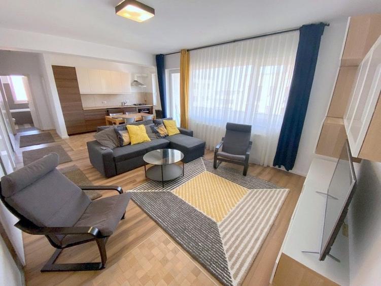 Apartament cu 2 camere semidecomandat, mobilat în Bună Ziua