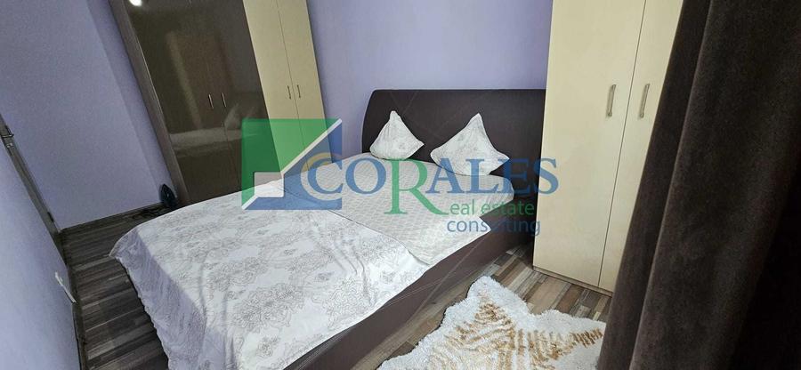 Apartament cu 3 camere semidecomandat, mobilat în Circumvalațiunii