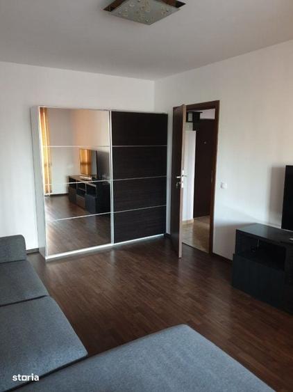 Apartament cu 2 camere în Apărătorii Patriei