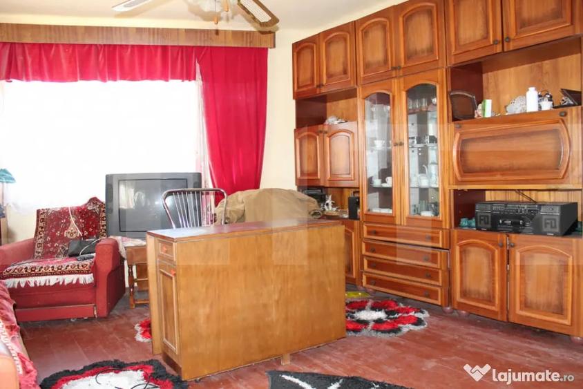 Casă cu 3 camere cu Teren 500 Mp în Belin