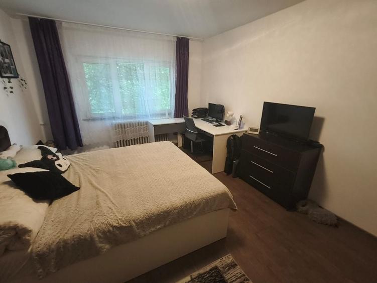 Apartament cu 3 camere decomandat în Sfântu Ilie