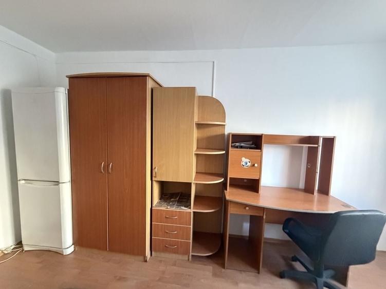 Garsonieră semidecomandată în Mărăști