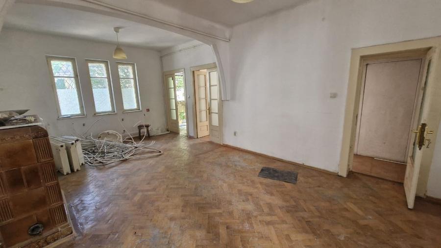 Apartament cu 2 camere decomandat, mobilat în Dorobanți