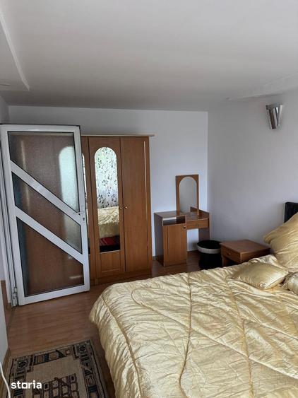 Apartament cu 3 camere, mobilat în Ultracentral