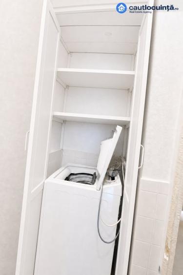 Apartament cu 3 camere semidecomandat în Drumul Taberei