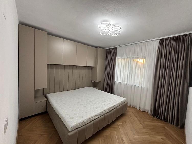 Casă cu 4 camere în Preajba