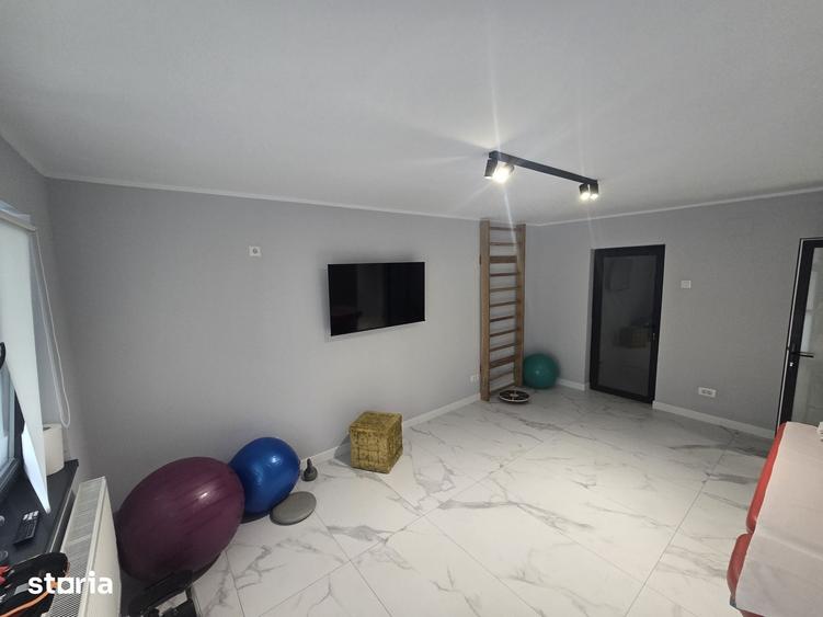 Spațiu comercial, de 54 mp, în Alexandru cel Bun
