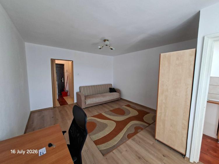 Garsonieră decomandată în Exterior Vest