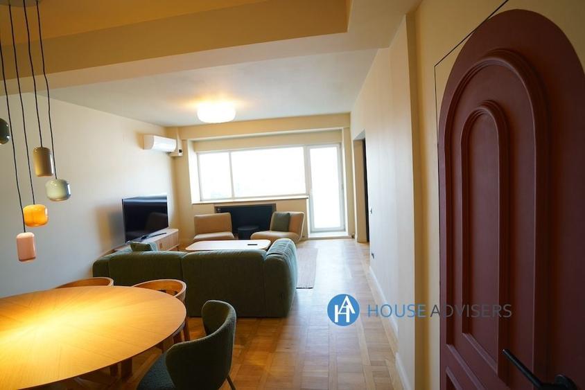 Apartament cu 3 camere, mobilat în Victoriei