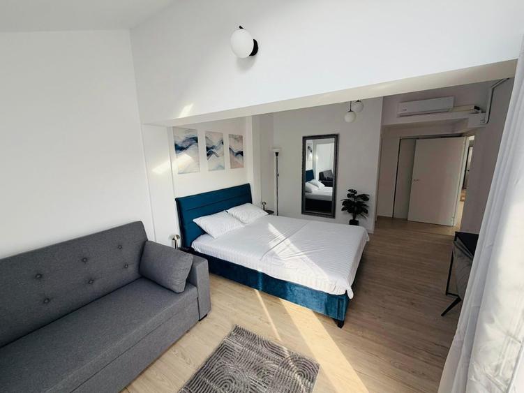 Apartament cu 4 camere decomandat în Cotroceni