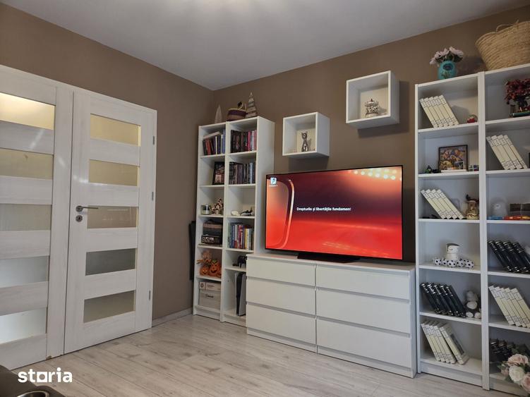 Apartament cu 4 camere în Rahova