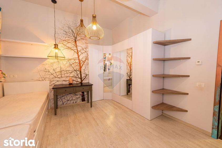 Apartament cu 4 camere, mobilat în Libertății