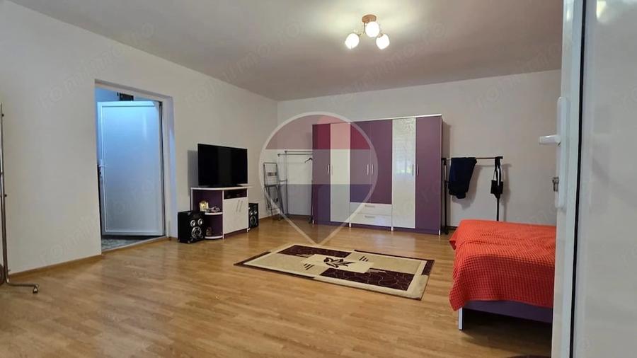 Casă cu 3 camere cu Teren 1320 Mp în Ațel