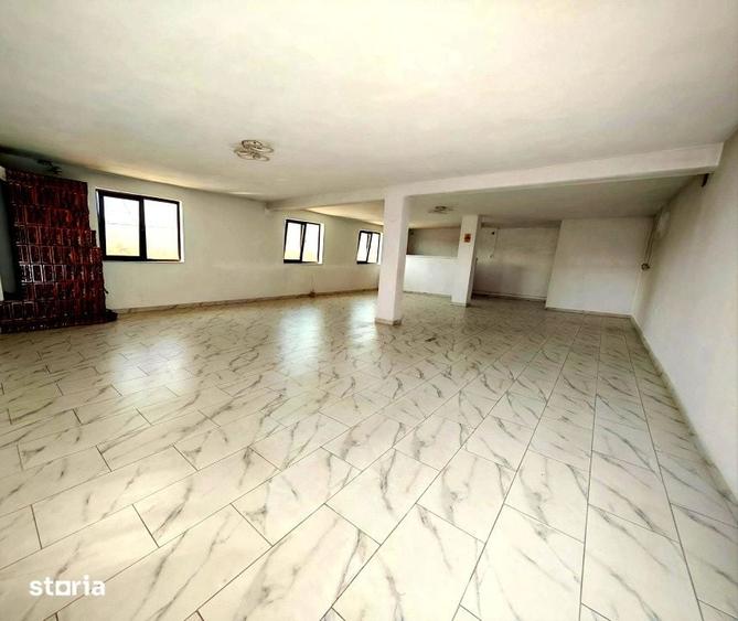 Spațiu comercial, de 140 mp, în Micești
