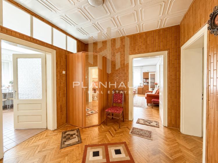 Apartament cu 4 camere decomandat, mobilat în Ultracentral