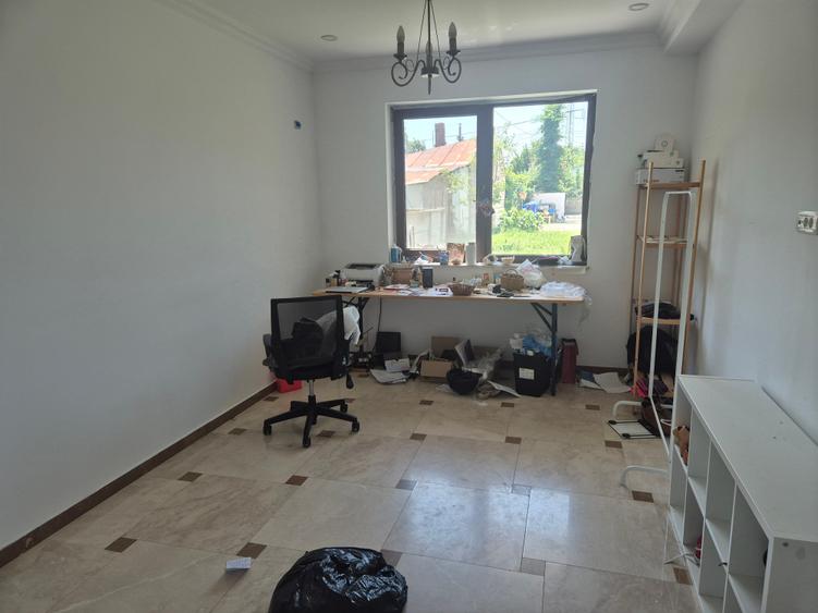 Casă individuală cu 5 camere cu Teren 1000 Mp în Zurbaua