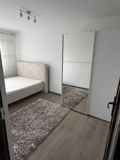 Apartament cu 2 camere semidecomandat în Universității