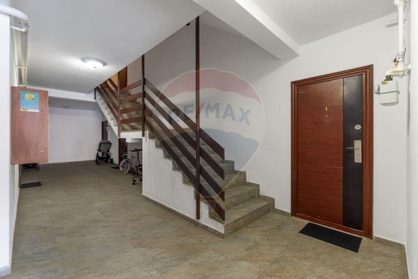 Apartament cu 2 camere semidecomandat în Sânpetru