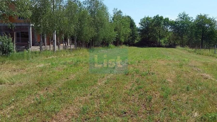 Teren Construcții intravilan de 1942 mp, în Central