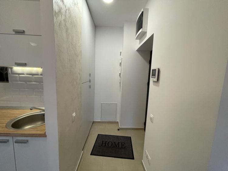 Apartament cu 2 camere semidecomandat în Mihai Bravu