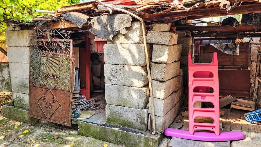Casă cu 3 camere cu Teren 200 Mp în Exterior Vest