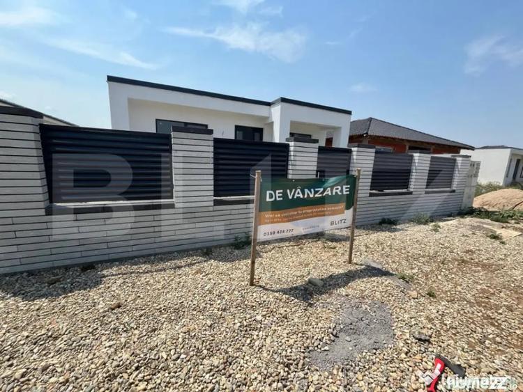 Casă cu 4 camere cu Teren 500 Mp în Sântandrei