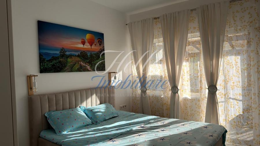 Apartament cu 3 camere semidecomandat în Florești