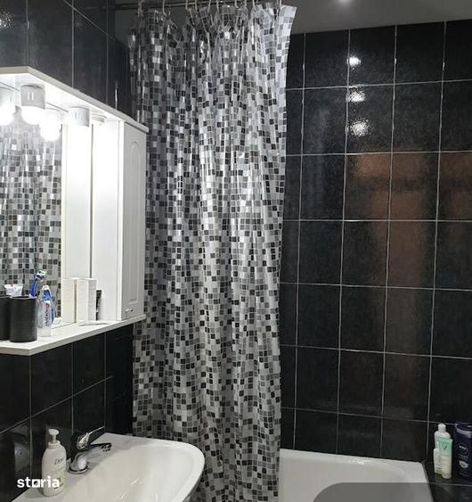 Apartament cu 2 camere decomandat în Sub Arini