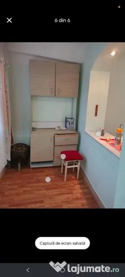 Garsonieră decomandată în Central