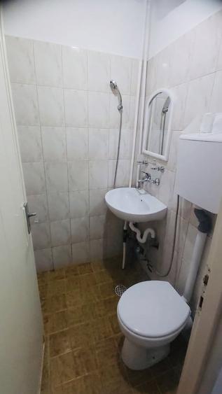 Garsonieră decomandată, mobilată în Complex Studențesc