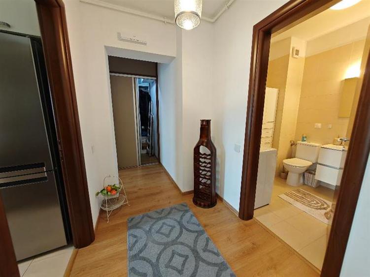 Apartament cu 2 camere decomandat, mobilat în Astra