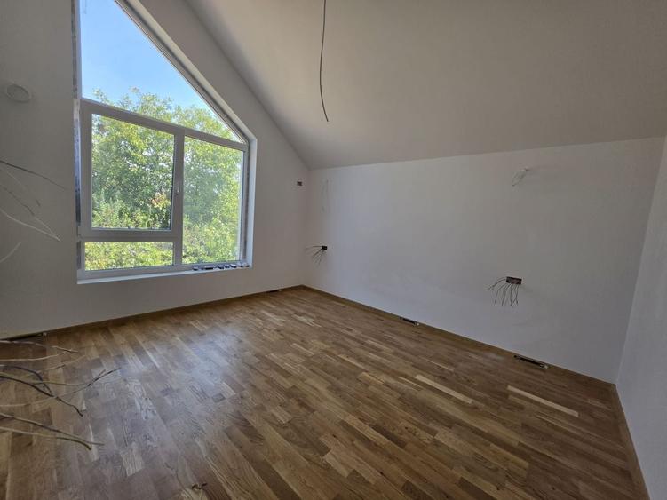 Vila 4 Camere | 400m de STV - 16