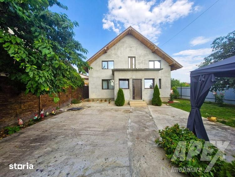 Casă cu 3 camere cu Teren 400 Mp în Central