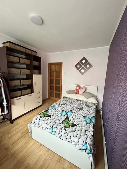 Apartament cu 3 camere decomandat în George Enescu