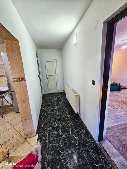Casă cu 5 camere cu Teren 201 Mp în Bereasca