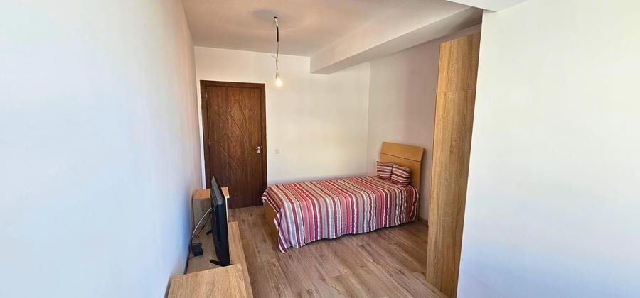 Apartament cu 3 camere decomandat, mobilat în 1 Decembrie 1918