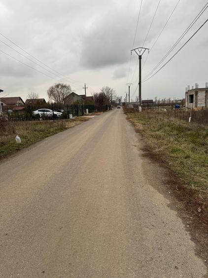 Teren Construcții intravilan de 500 mp, în 1 Decembrie