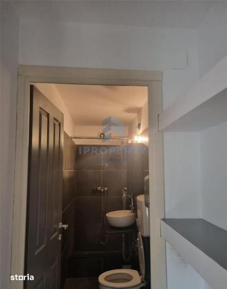 Casă cu 3 camere cu Teren 100 Mp în Giulești