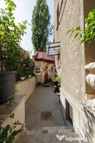 Apartament cu 3 camere decomandat în Capitale