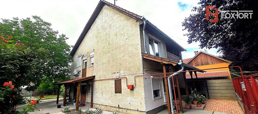 Casă cu 4 camere cu Teren 547 Mp în Central